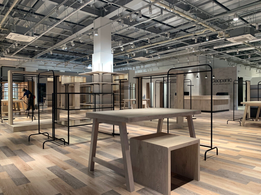 アパレル　什器レイアウトデザイン